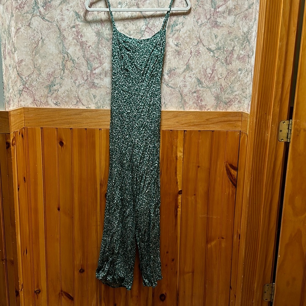Green floral jumpsuitt